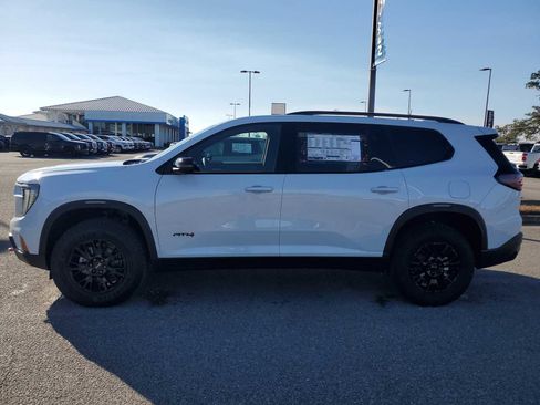 New 2026 GMC Acadia AT4 w/ Luxury Package image 2