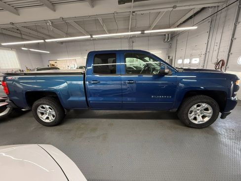 Used 2017 Chevrolet Silverado 1500 LT w/ All Star Edition AWD/4WD image 6