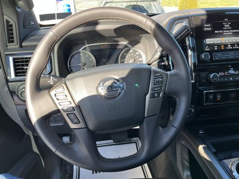Used 2022 Nissan Titan Platinum Reserve w/ Moonroof Package image 22