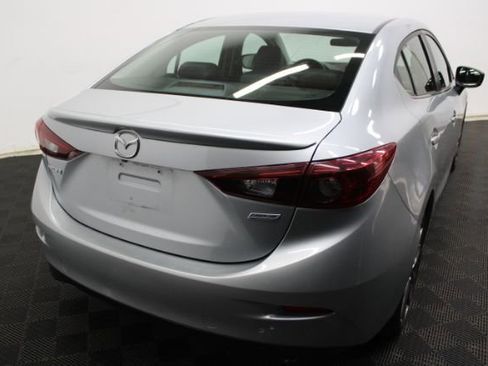 Used 2018 MAZDA MAZDA3 Touring image 6