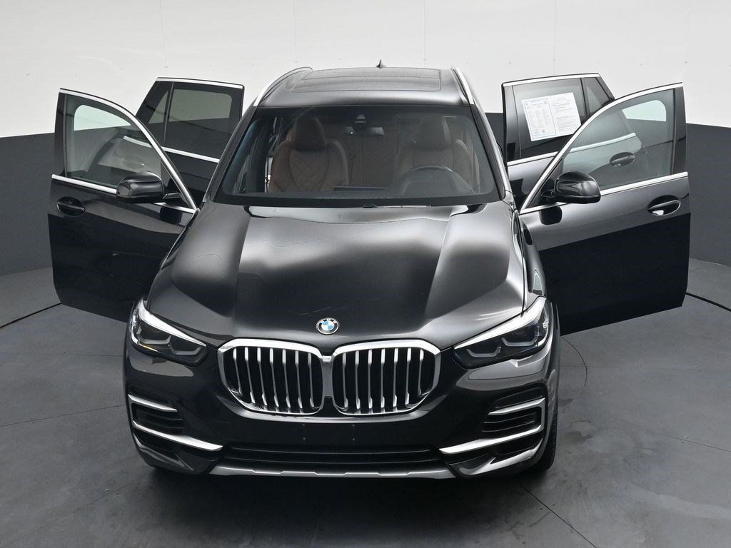 Used 2023 BMW X5 xDrive40i AWD/4WD image 43