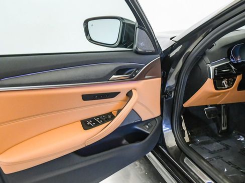 Certified 2023 BMW 540i w/ M Sport Package image 28