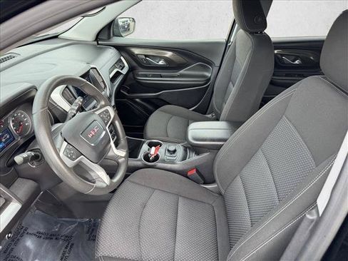 Used 2024 GMC Terrain SLE AWD/4WD image 11