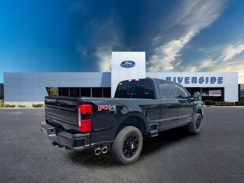 Certified 2025 Ford F250 Platinum AWD/4WD image 4