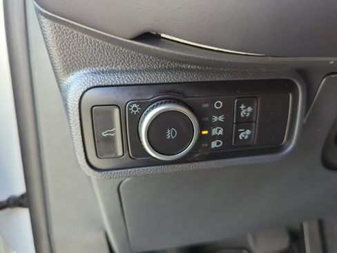 Used 2025 Ford Explorer ST-Line w/ Premium Package RWD image 27