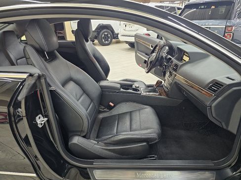 Used 2011 Mercedes-Benz E 350 Coupe image 21