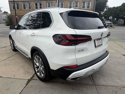 Used 2025 BMW X5 xDrive50e w/ Climate Comfort Package AWD/4WD image 7
