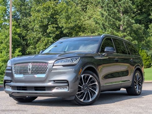 Used 2020 Lincoln Aviator Reserve w/ Equipment Group 201A RWD image 4