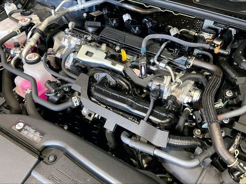 Used 2024 Toyota Prius XLE image 27