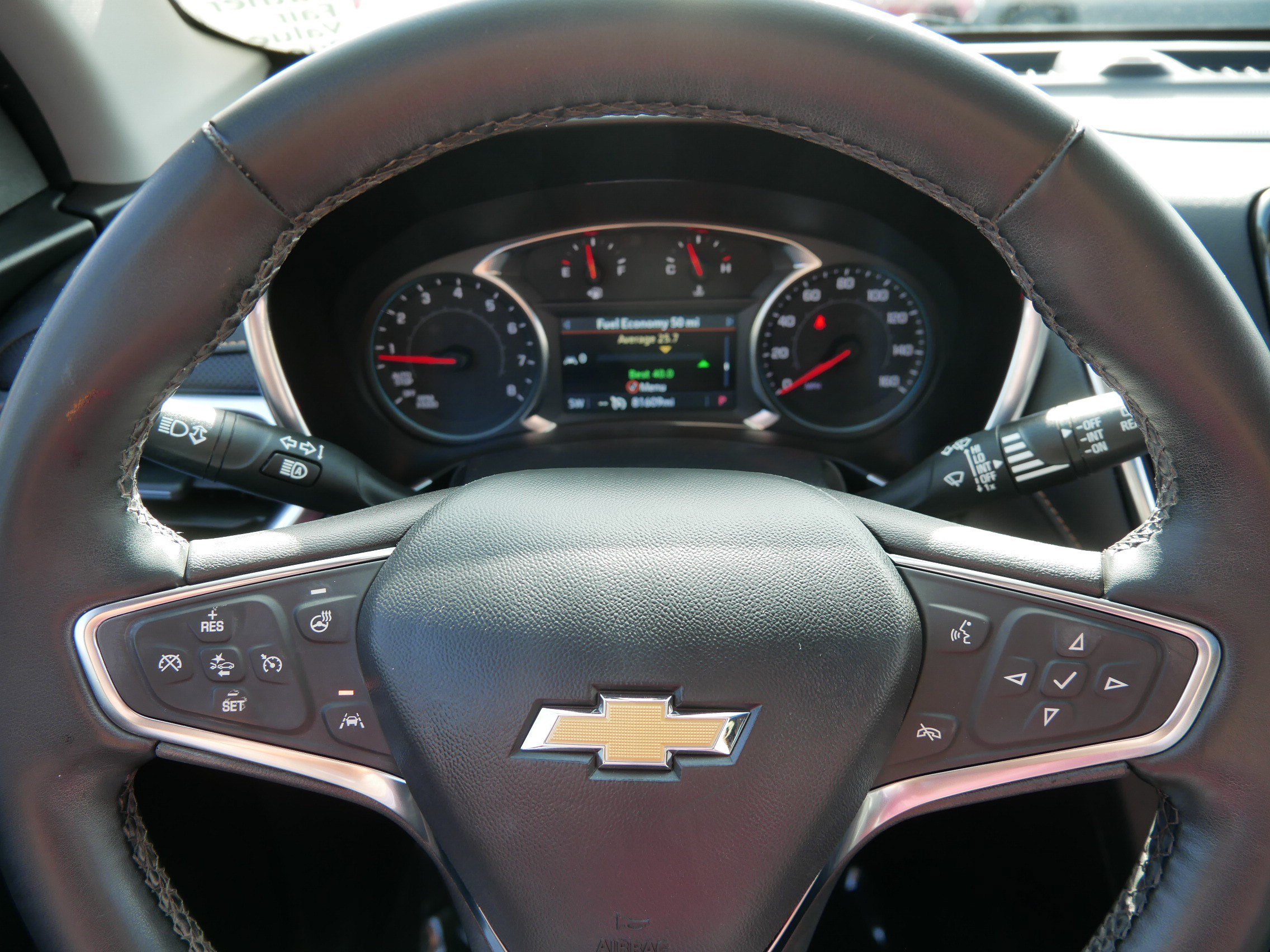 Used 2024 Chevrolet Equinox Premier AWD/4WD image 28