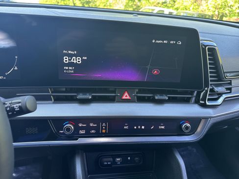Used 2025 Kia Sportage SX AWD/4WD image 19