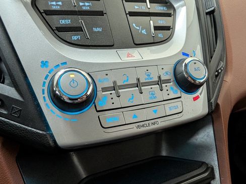 Used 2016 Chevrolet Equinox LTZ w/ True North Edition image 10