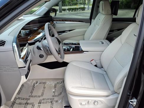 Used 2026 Cadillac Escalade Platinum Sport w/ LPO, ONYX Package AWD/4WD image 20