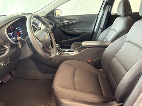 Used 2023 Chevrolet Malibu LT FWD image 12