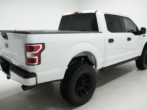 Used 2019 Ford F150 XLT AWD/4WD image 4