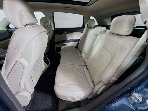 Used 2019 Lincoln Nautilus Reserve AWD/4WD image 26