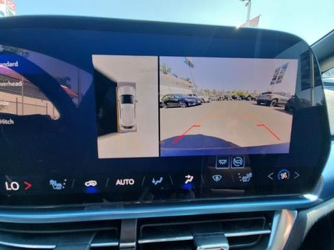 Used 2024 Chevrolet Equinox EV LT w/ LPO, Active Package FWD image 15