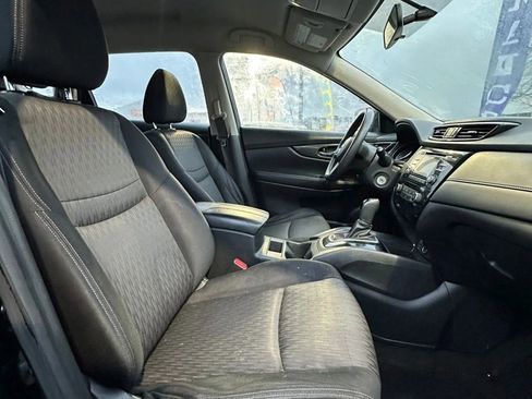 Used 2017 Nissan Rogue S image 16