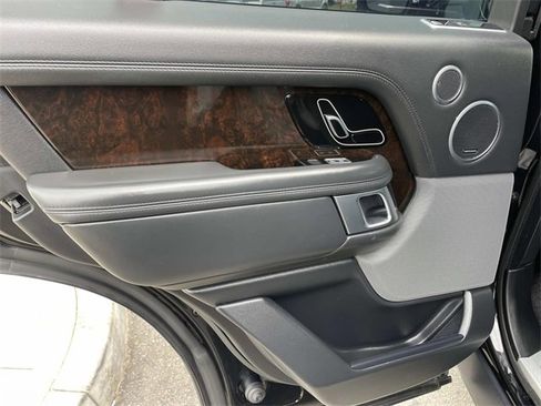 Used 2022 Land Rover Range Rover Westminster Edition image 21