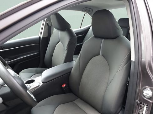 Certified 2023 Toyota Camry LE FWD image 19