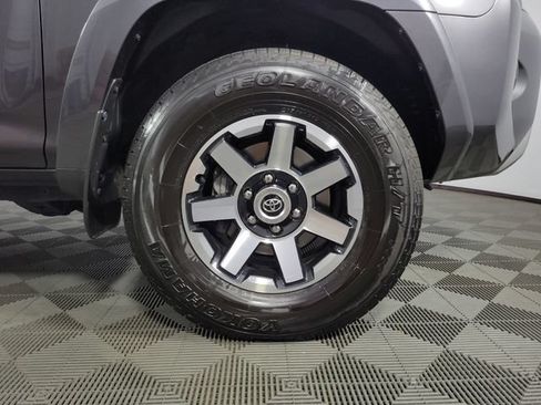 Used 2023 Toyota 4Runner TRD Off-Road Premium w/ Moonroof Package AWD/4WD image 12