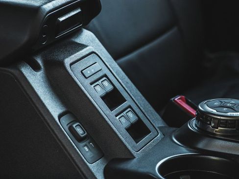 Used 2022 Ford Bronco Wildtrak image 29