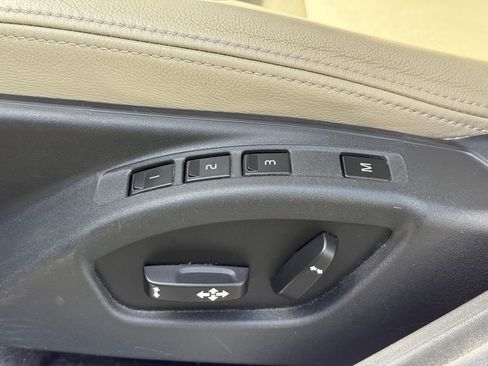 Used 2018 Volvo S60 T5 Inscription image 32