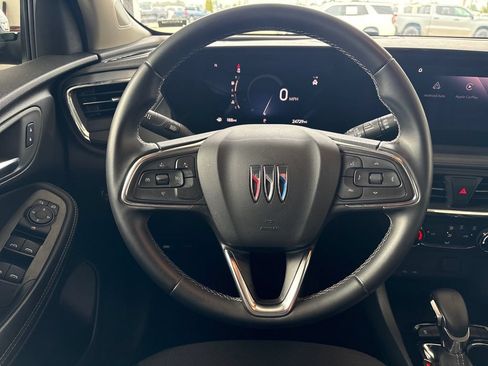 Used 2025 Buick Encore GX Preferred FWD image 19