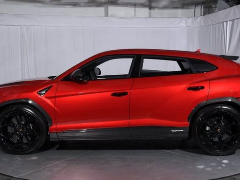 Used 2024 Lamborghini Urus Performante image 2