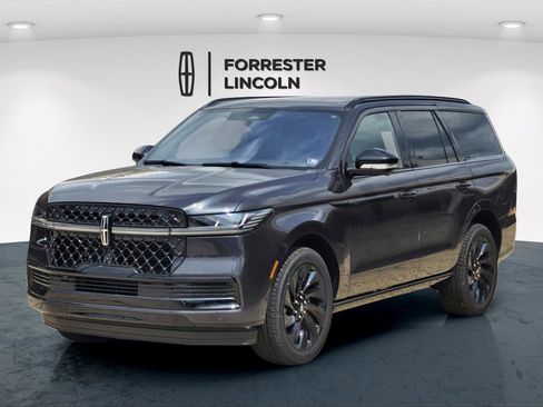 New 2025 Lincoln Navigator Reserve w/ Jet Appearance Package image 7