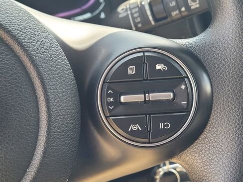 Used 2023 Kia Soul LX image 14