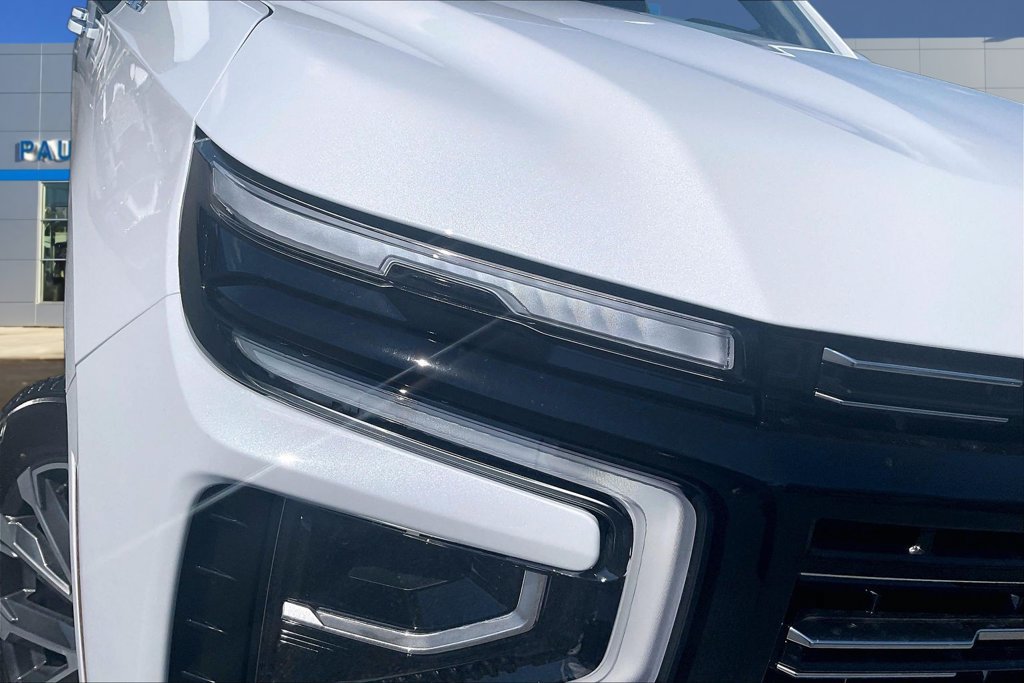 New 2027 Chevrolet Tahoe High Country w/ Sun And Tow Package AWD/4WD image 15