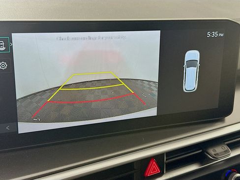 Used 2024 Kia Sorento S image 23