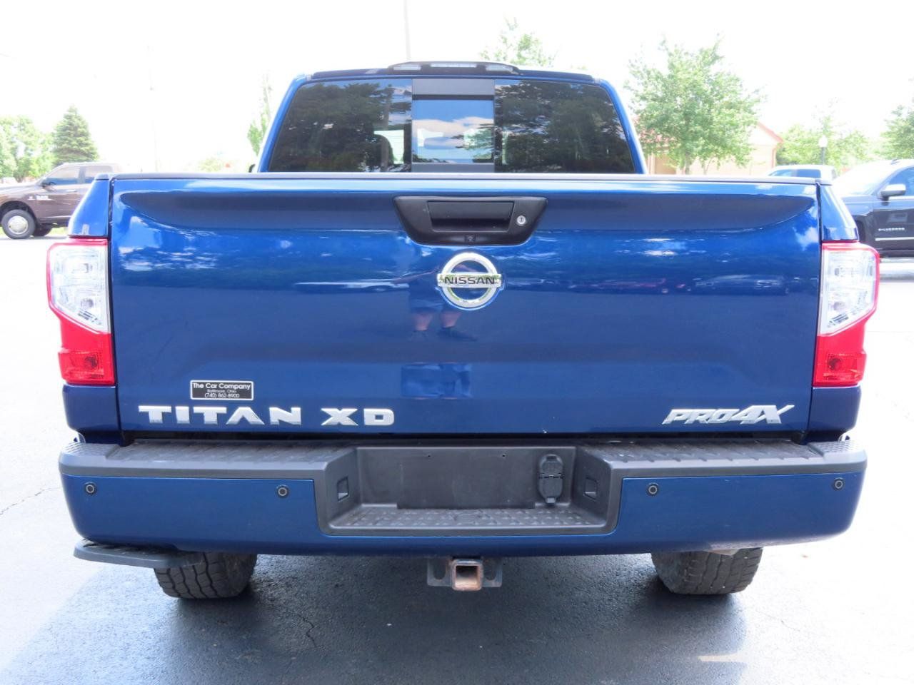 Used 2019 Nissan Titan PRO-4X w/ Pro-4x Convenience Package AWD/4WD image 5