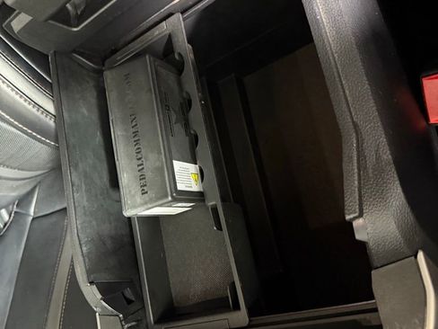 Used 2021 Ford F250 Platinum w/ FX4 Off-Road Package image 46