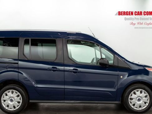 Used 2017 Ford Transit Connect XLT image 10