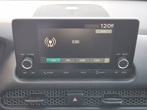 Certified 2025 Honda HR-V Sport image 16