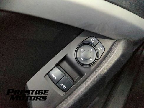 Used 2016 Chevrolet Camaro LT RWD image 32
