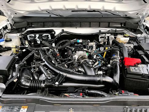 Certified 2025 Ford Bronco Badlands AWD/4WD image 32
