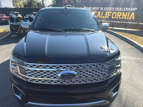Used 2018 Ford Expedition Platinum AWD/4WD image 10