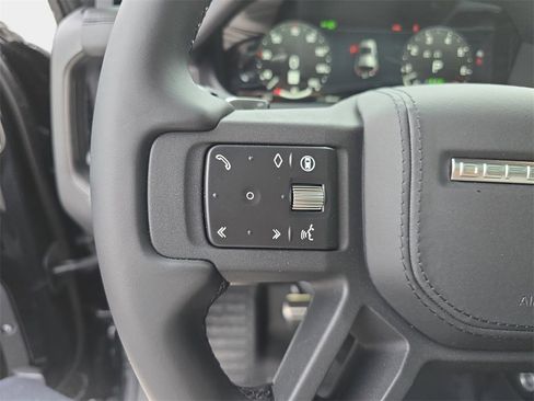 New 2026 Land Rover Defender 110 V8 image 18