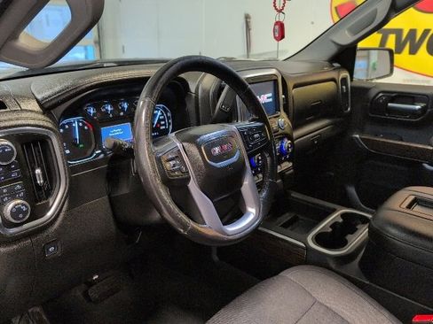 Used 2020 GMC Sierra 1500 Elevation w/ Elevation 2.7L Value Package image 12