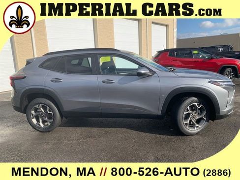 New 2026 Chevrolet Trax LT image 13