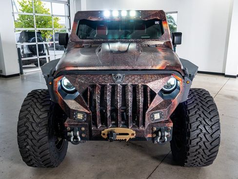 Used 2021 Jeep Gladiator Sport image 14