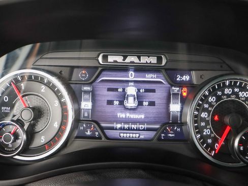Used 2022 RAM 2500 Laramie AWD/4WD image 16