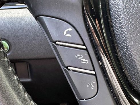 Used 2018 Honda Pilot Touring image 34