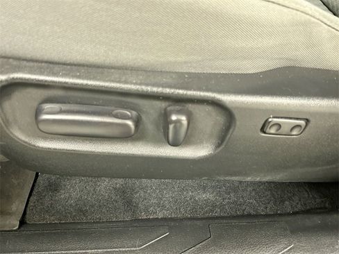 Used 2020 Toyota Tacoma SR5 image 10