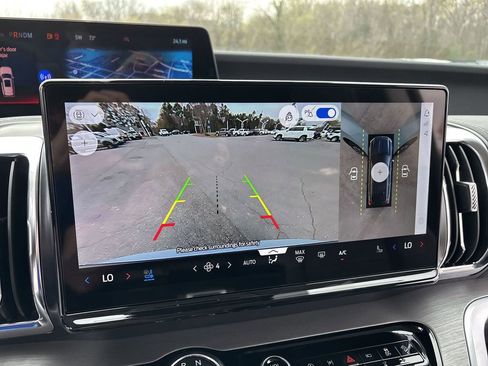 New 2026 Ford Expedition Max Platinum w/ Driver's Package AWD/4WD image 24