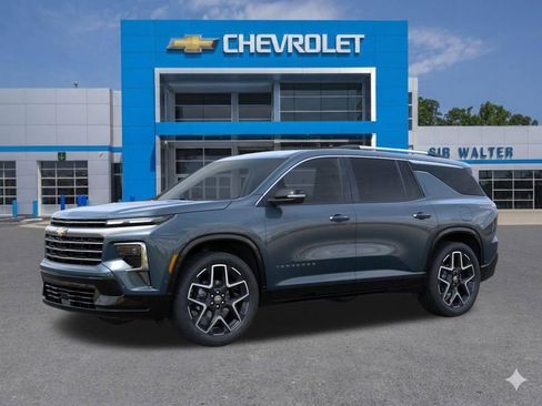 New 2026 Chevrolet Traverse High Country image 3
