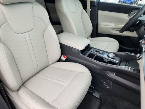 New 2026 Kia Sorento EX image 14